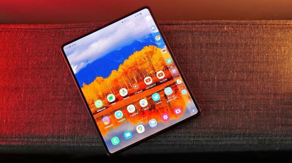 Samsung Galaxy Z Fold 4 